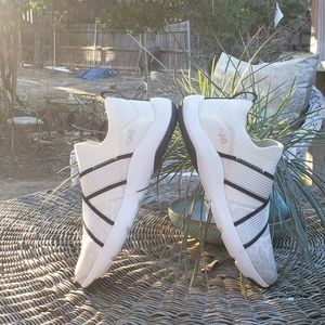 Ryka size 11 tennis shoe